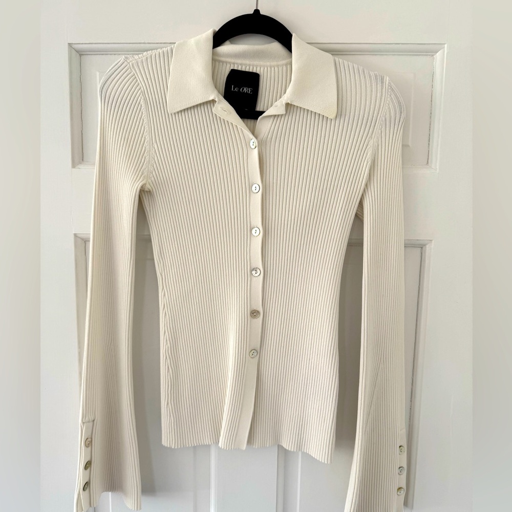 Le Ore Flare Sleeve Ivory Button Top